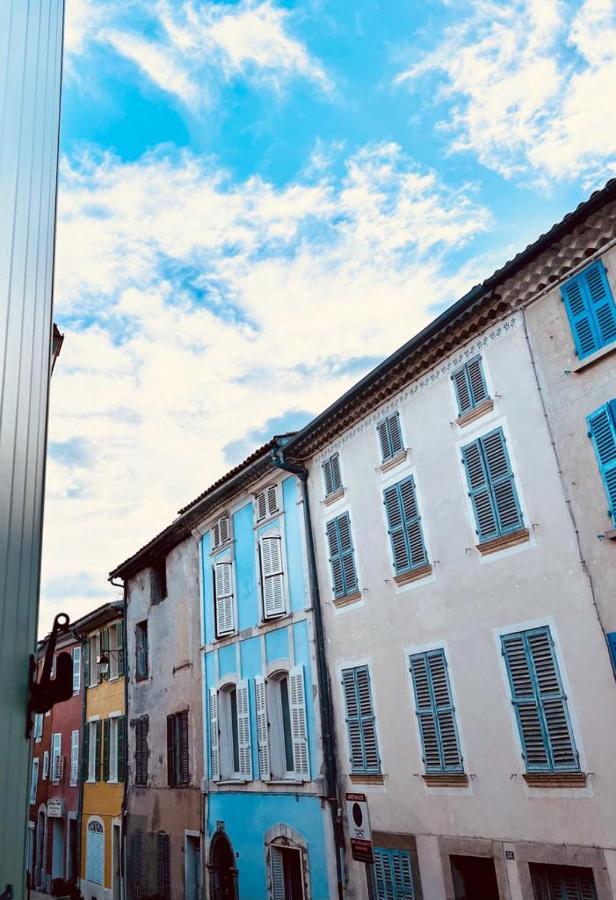 Studio En Duplex La Roquebrussanne Exterior photo